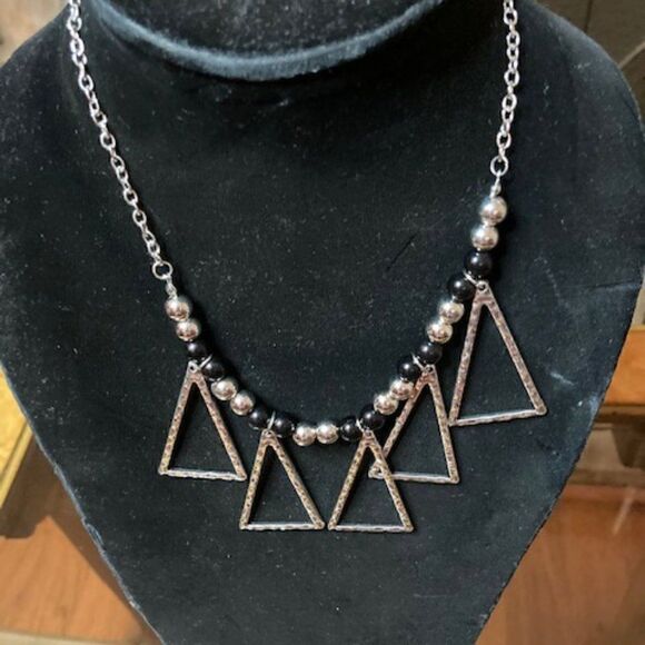 PUFFER JACKET W/NECKLACE & EARRINGS - Picture 5 of 6